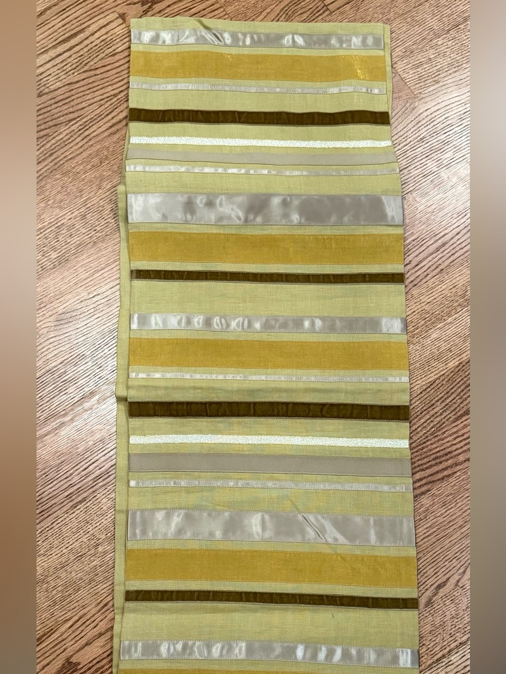 Vintage Dransfield & Ross Table Runner - Amazing Condition!